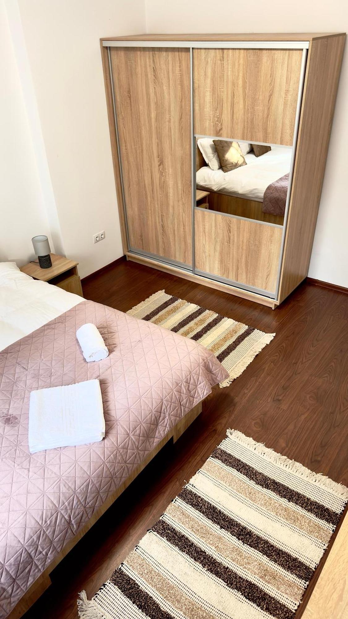 Phoenix Central Apartments Sibiu Eksteriør billede