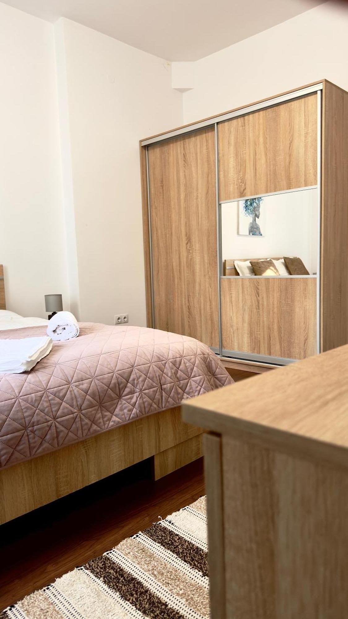Phoenix Central Apartments Sibiu Eksteriør billede